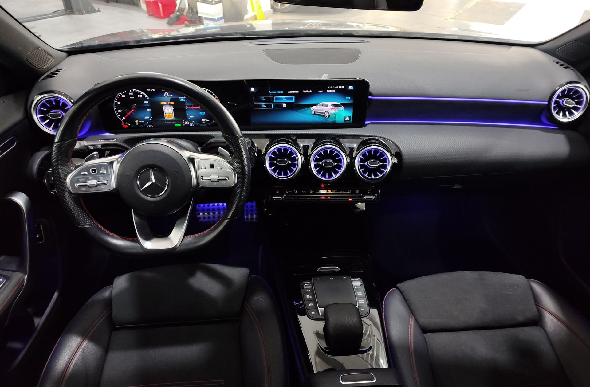 Mercedes-Benz Clase A 250 e Pack AMG - foto 6