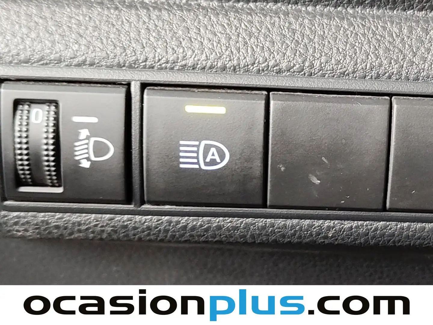 Foto Toyota Corolla Toyota Corolla 180H Style E-CVT (180 CV)