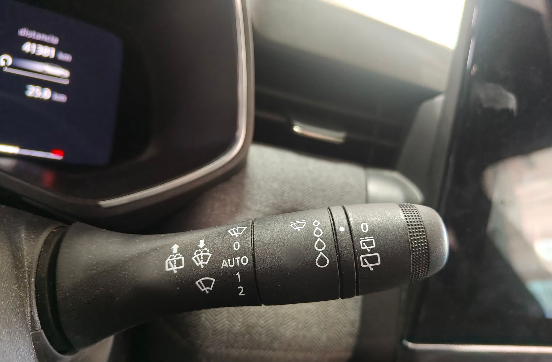 Renault Clio Techno TCe - foto 25