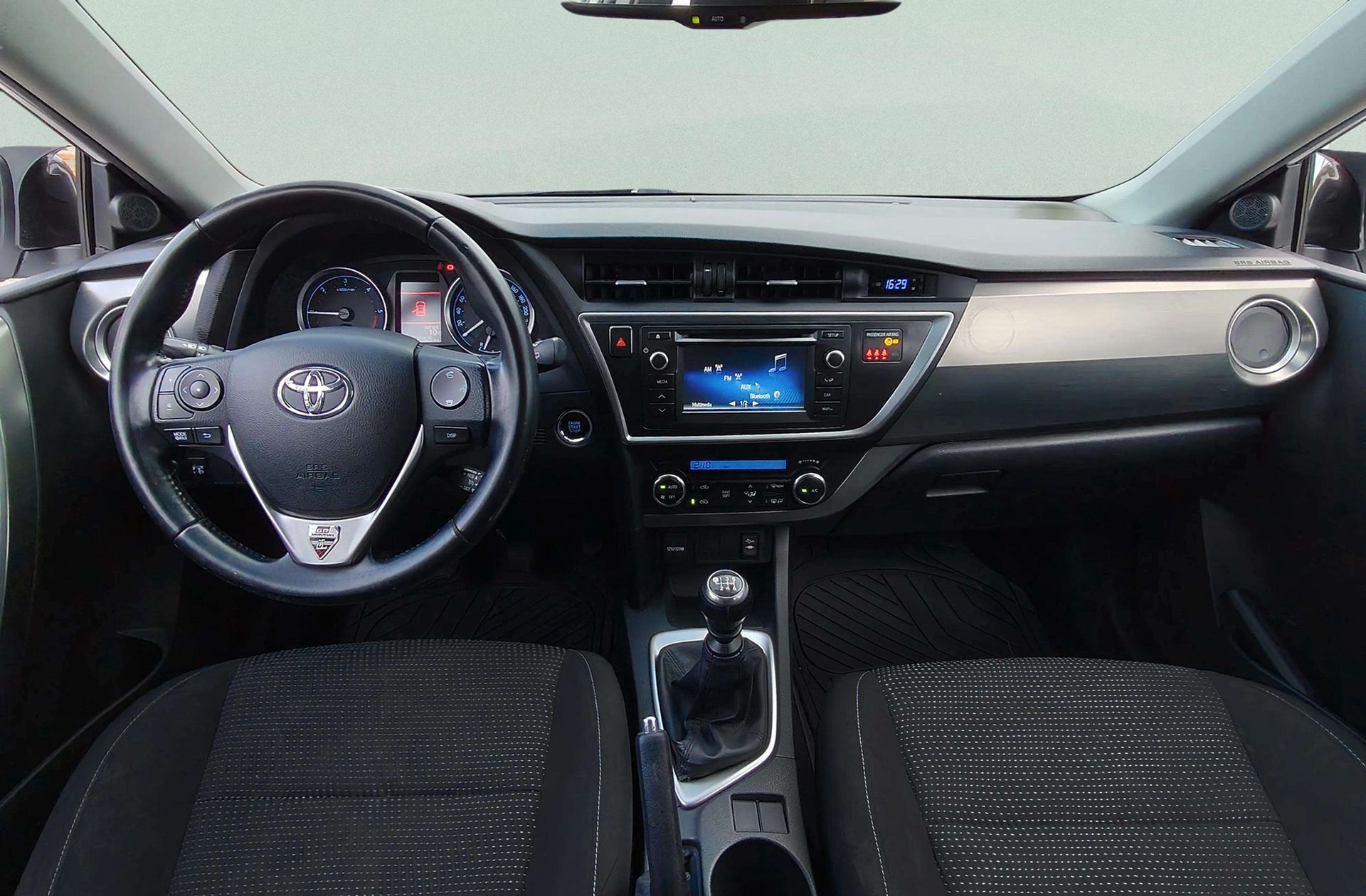 Toyota Auris 90D Active - foto 6