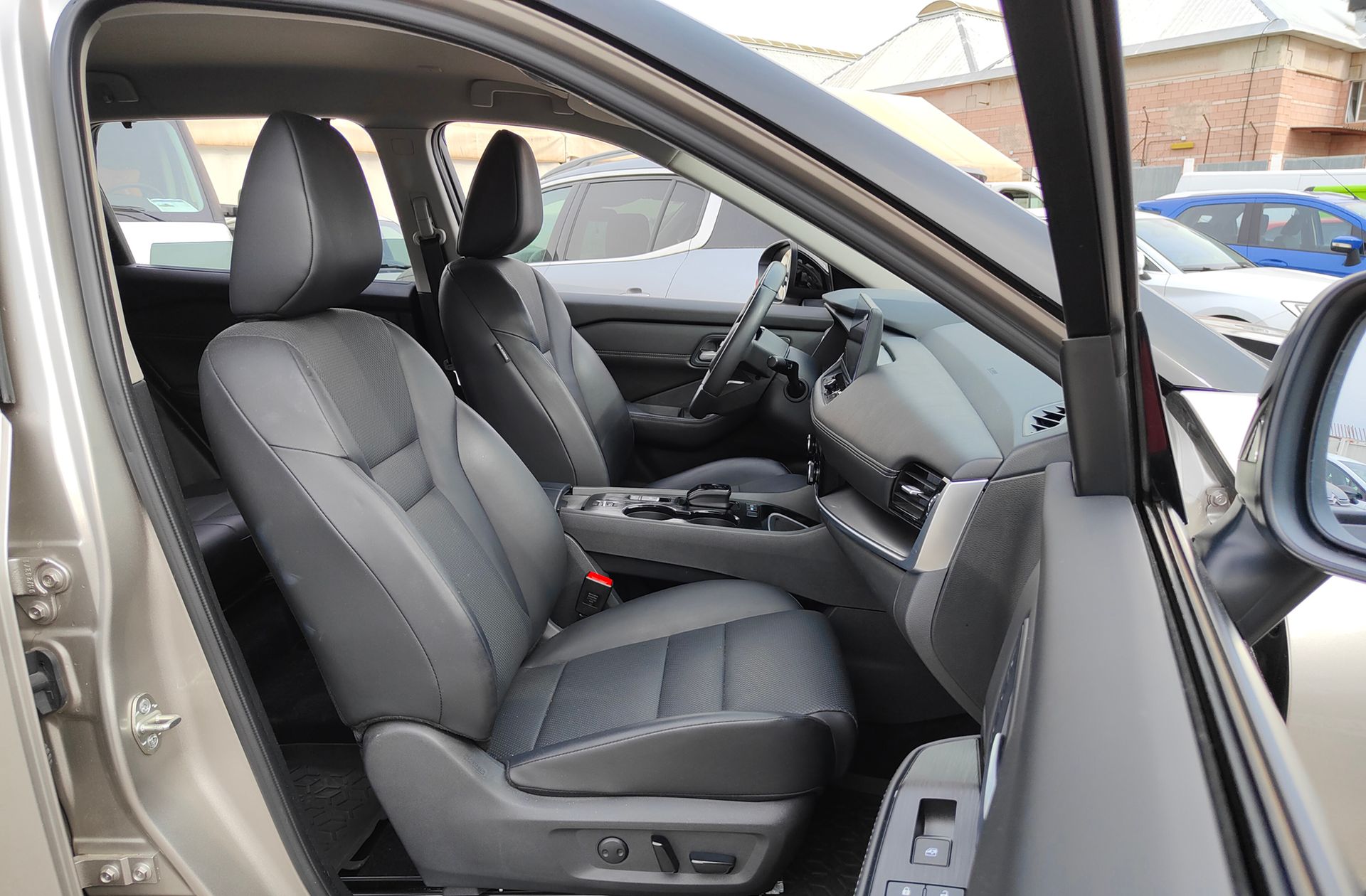 Nissan X-Trail 1.5 e-Power Adventure 4x2 - foto 21