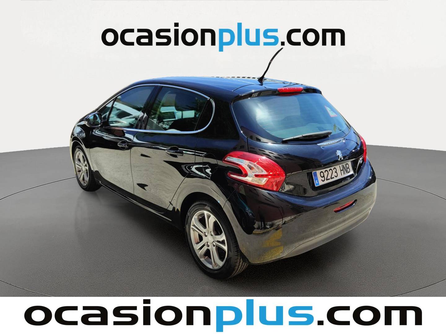 Foto trasera Peugeot 208 Peugeot 208 1.6 e-HDI Allure (92 CV) izquierda
