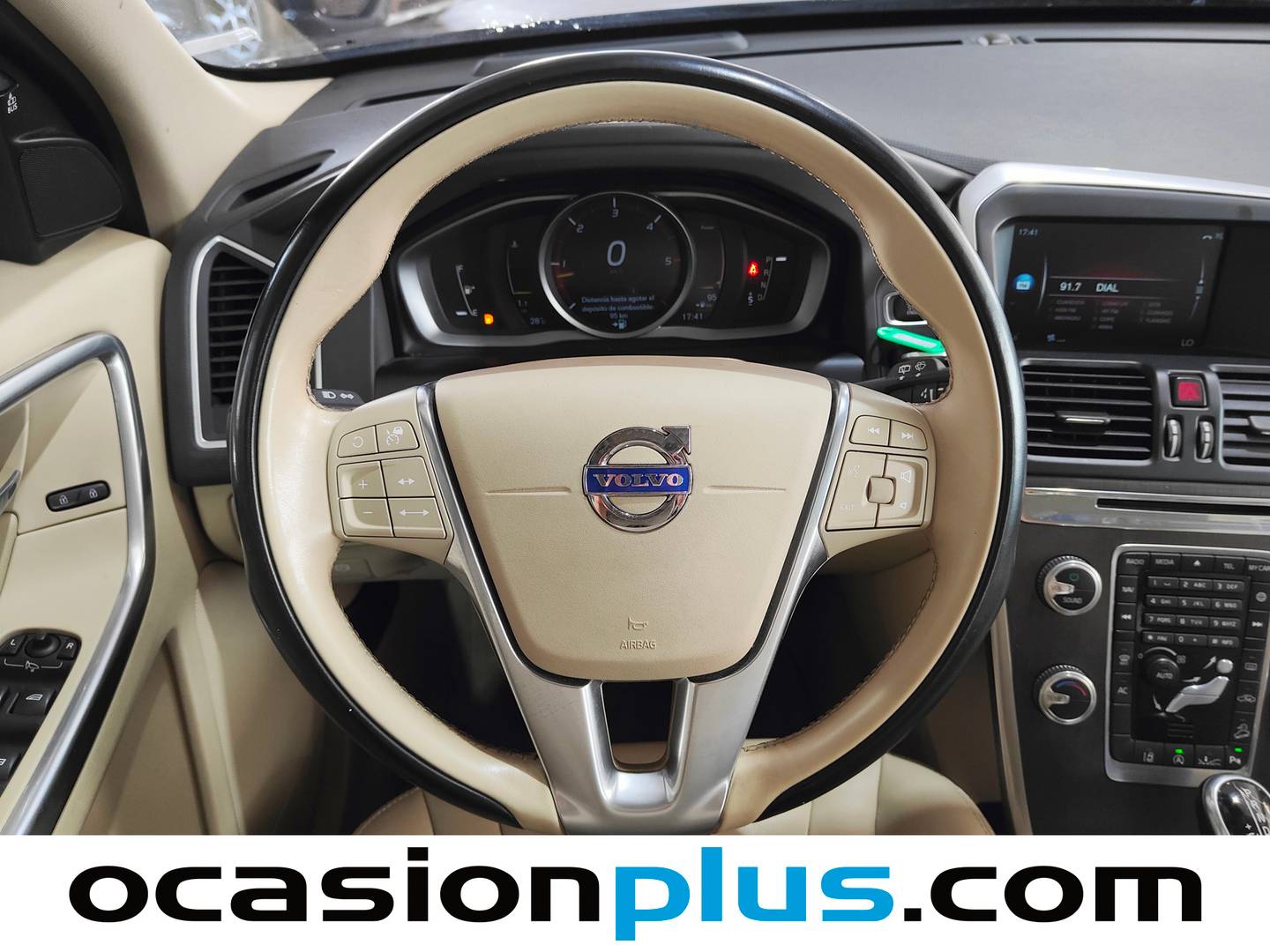 Foto Volvo XC60 Volvo XC60 D4 Momentum AWD Auto (190 CV)