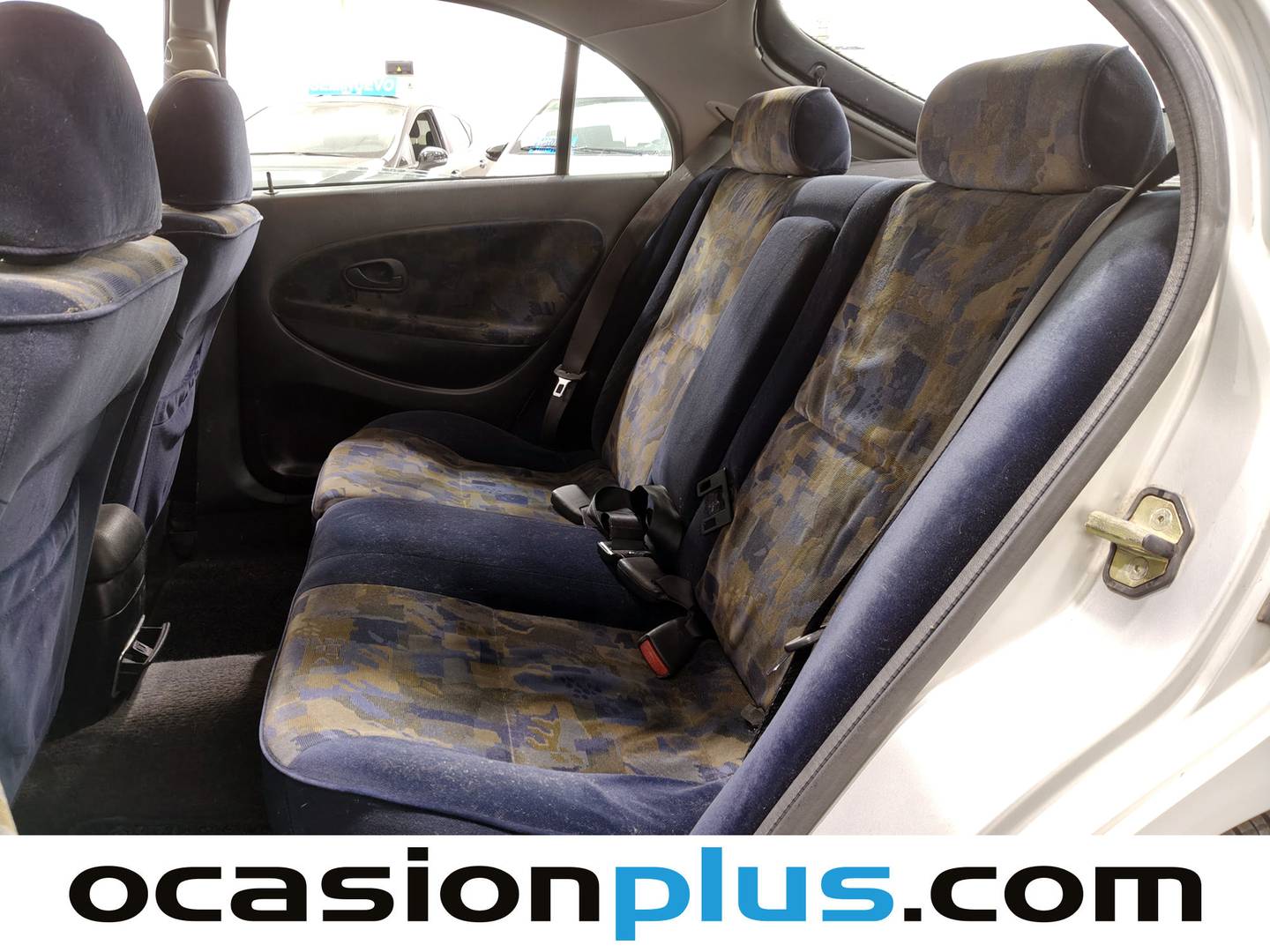 Foto asientos traseros Mitsubishi Carisma Mitsubishi Carisma 1.8 LS GDI (125 CV)