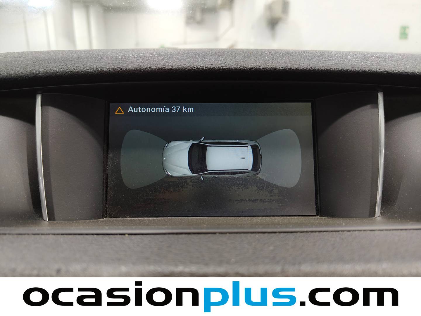 Equipamiento del BMW X1 BMW X1 sDrive18d (143 CV)