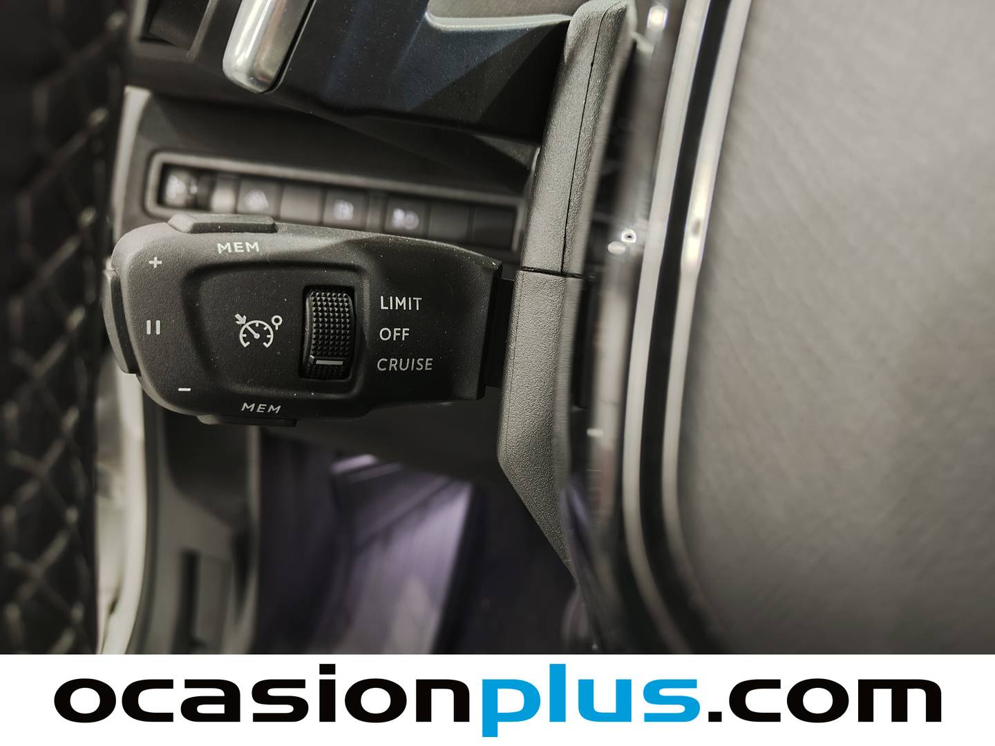 Foto Peugeot 3008 Hybrid Peugeot 3008 Hybrid 300 Allure Pack e-EAT8  (300 CV)