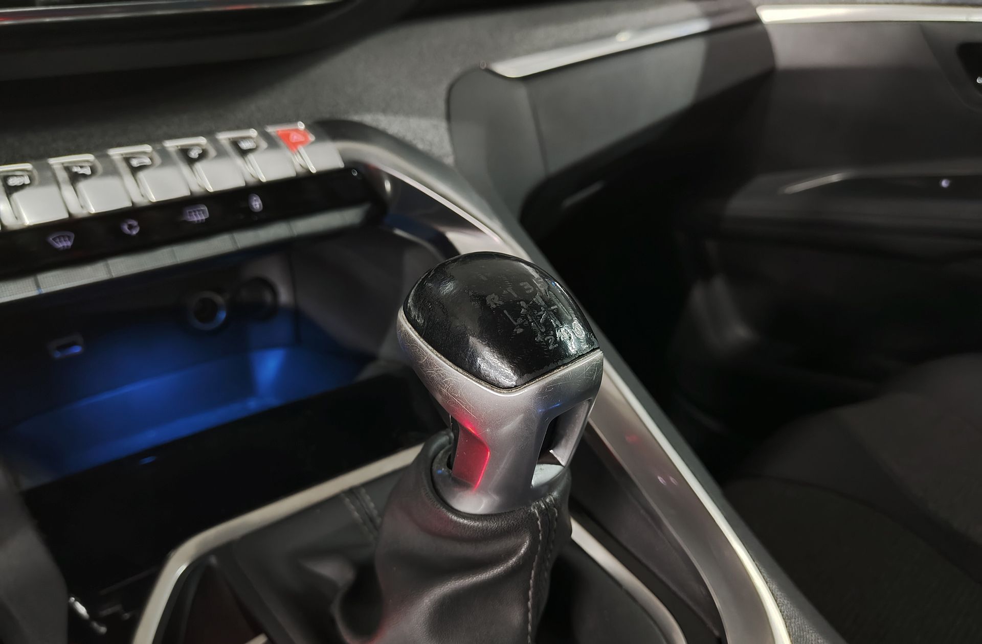 Peugeot 5008 PureTech 130 Allure 7 plazas - foto 5