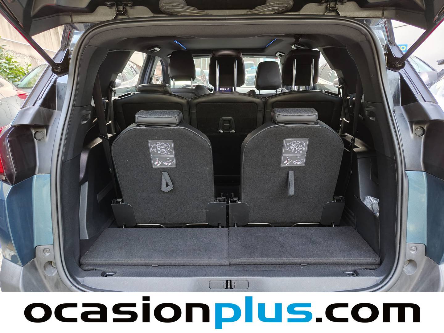 Foto Peugeot 5008 Peugeot 5008 1.6L BlueHDi GT-Line S&S EAT6 (120 CV) 7 Plazas