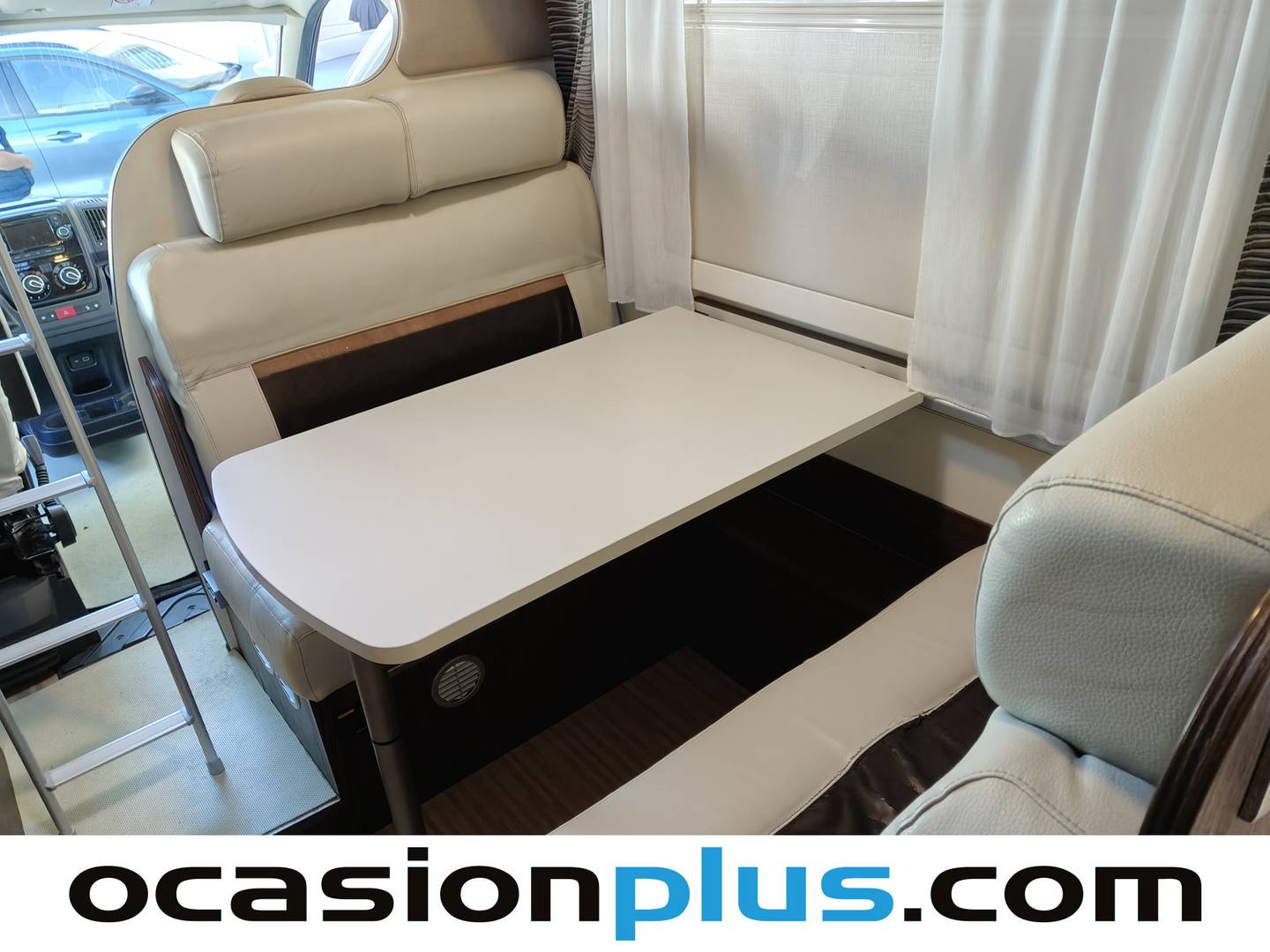 Benimar Sport 323 Benimar Sport 323 Design (150 CV) 7 Plazas seminuevo