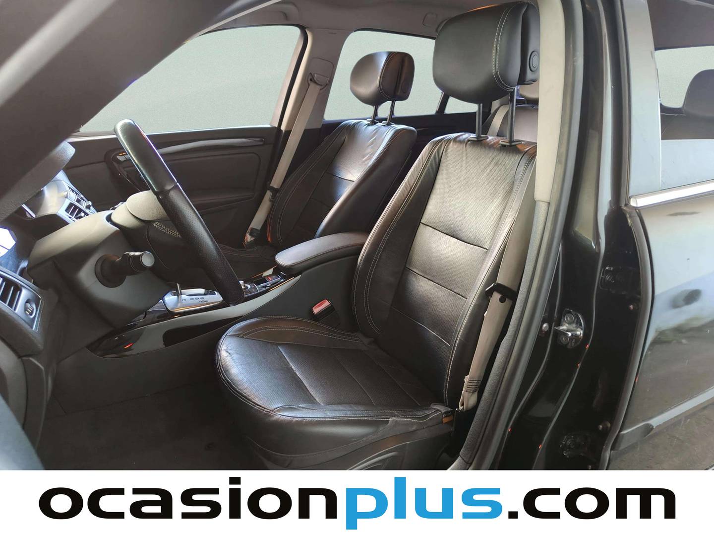 Foto asientos delanteros Renault Laguna Renault Laguna Grand Tour dCi 175 Bose Edition Auto (175 CV)