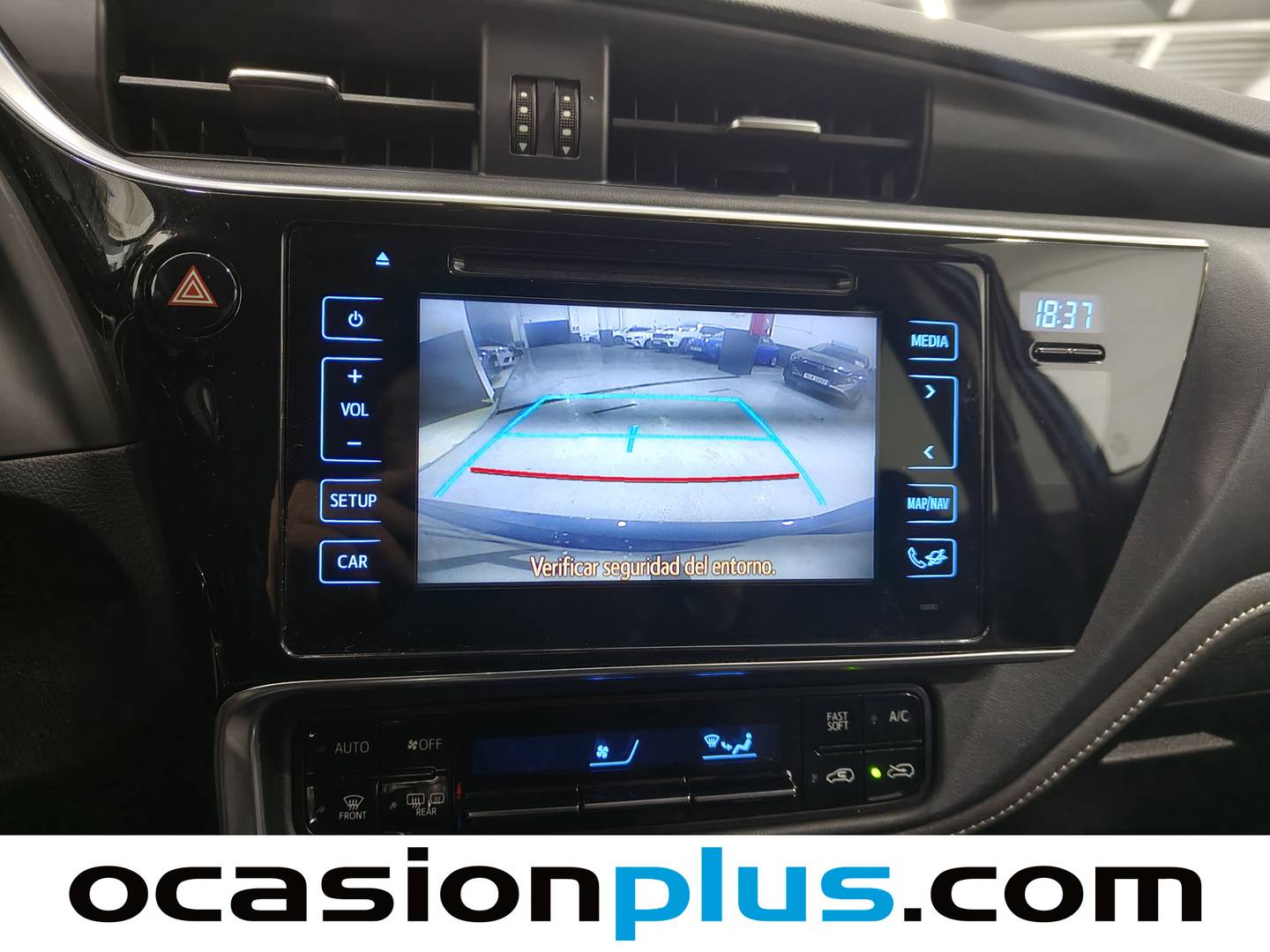 Foto Toyota Auris Toyota Auris 120T Touring Sports Active (116 CV)