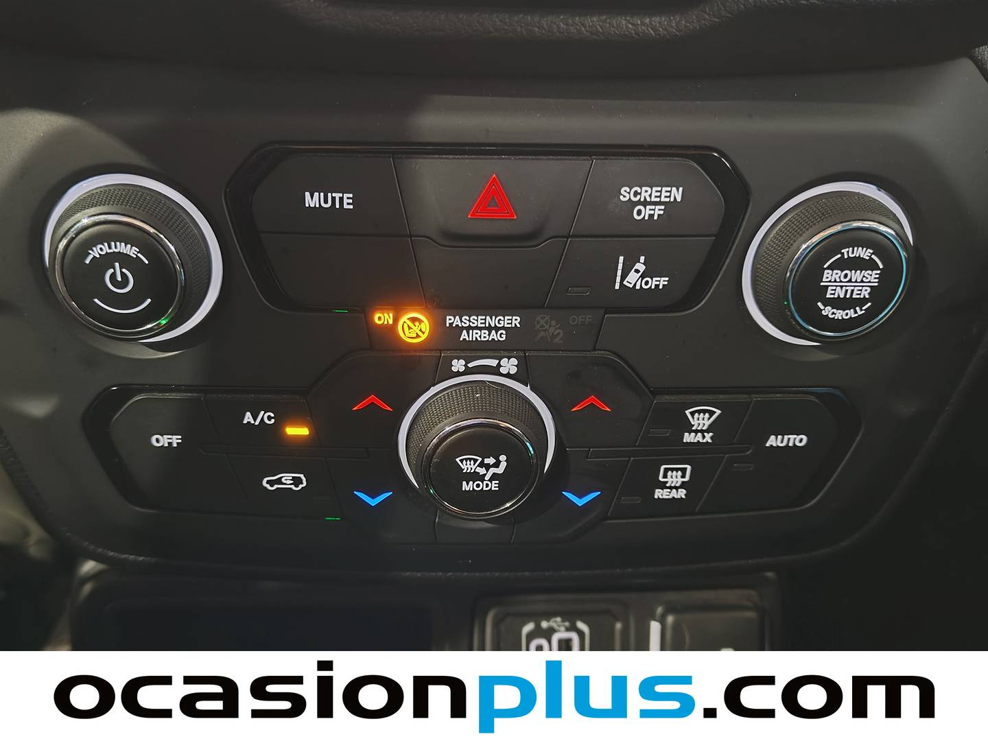 Foto Jeep Renegade Jeep Renegade eHybrid 1.5 Altitude DCT (130 CV)