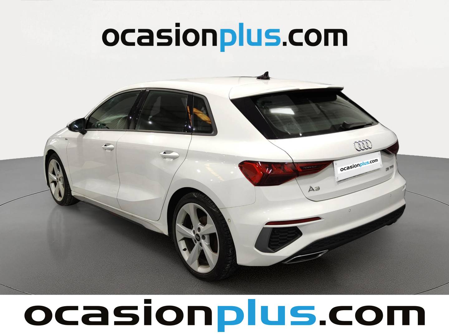 Foto trasera Audi A3 Audi A3 Sportback S line 35 TFSI (150 CV) S tronicAudi A3 Sportback S line 35 TFSI 110 kW (150 CV) S tronic izquierda