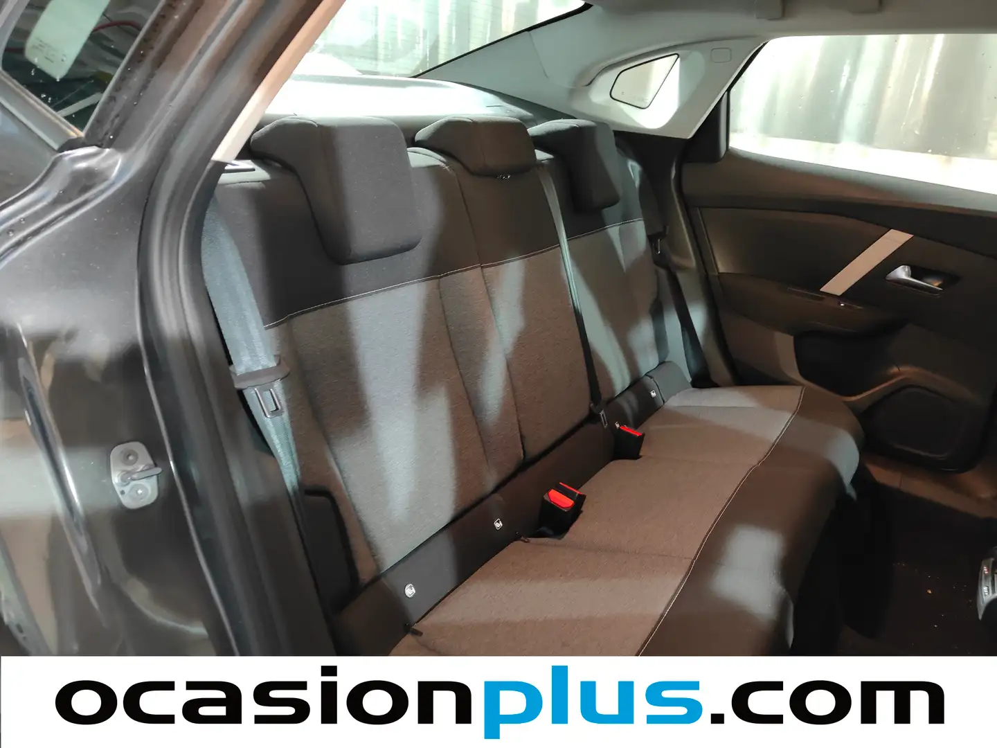 Foto Citroën C4 X Citroen C4 X PureTech 100 S&S 6v You (102 CV)