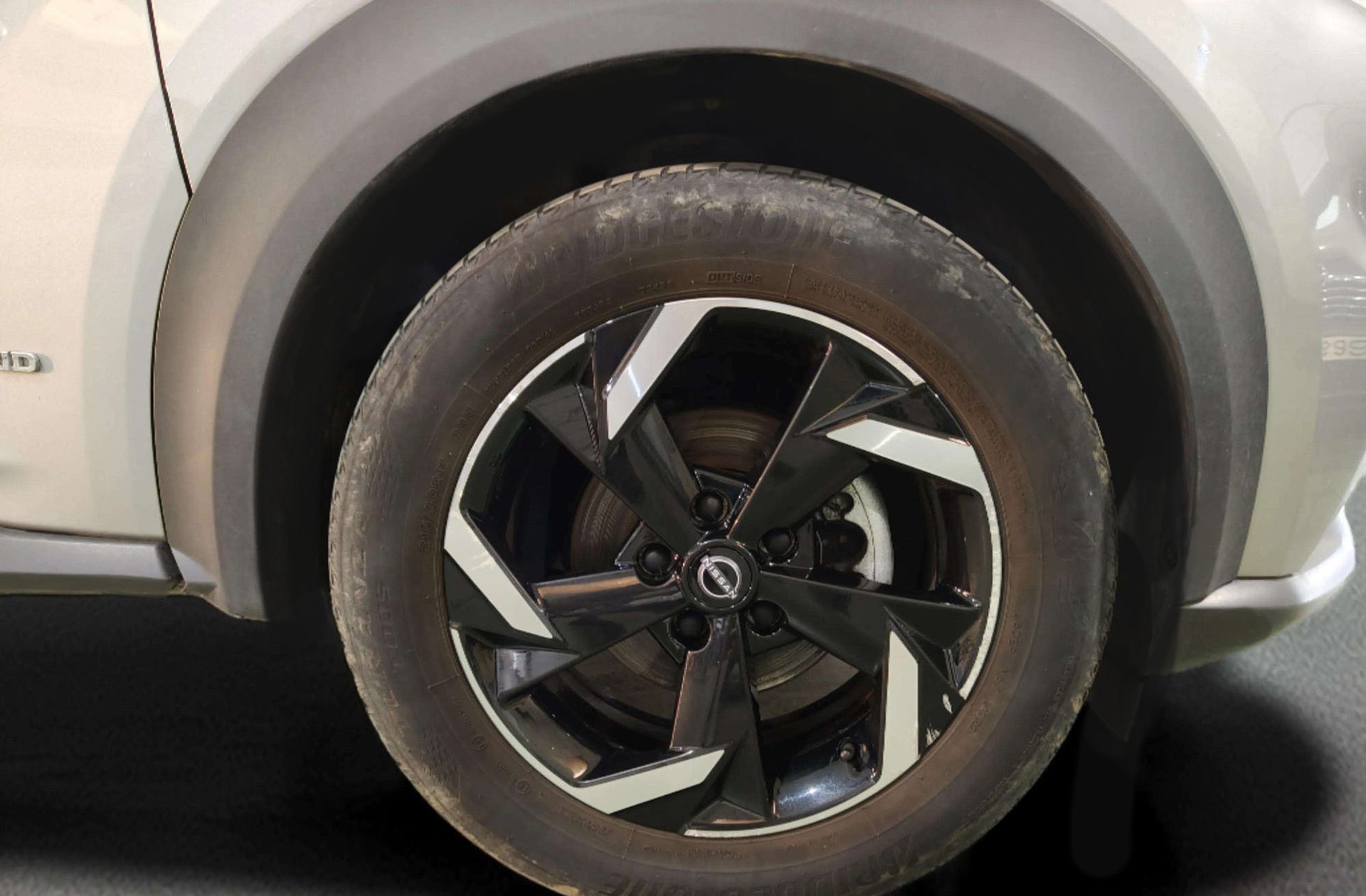 Nissan Juke 1.6 Hybrid N-Connecta - foto 28