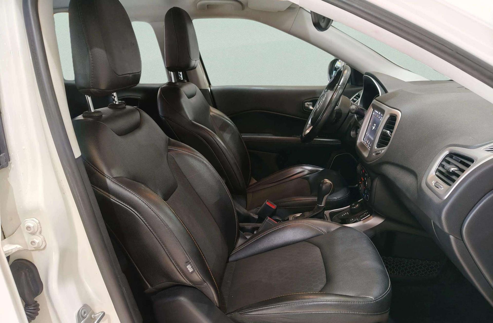 Jeep Compass 2.0 MultiJet Longitude 4x4 AD - foto 20