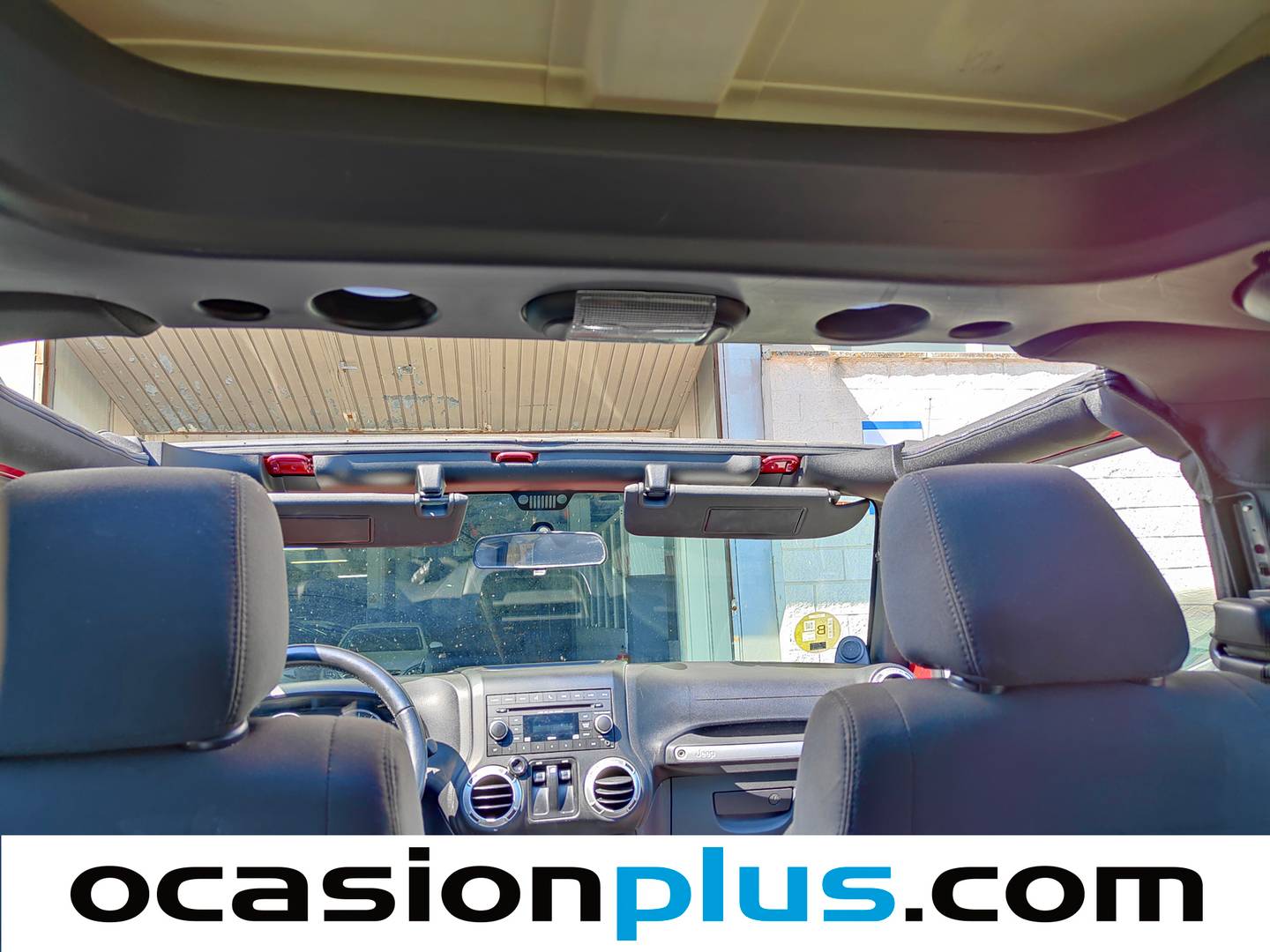 Extras y acabados del Jeep Wrangler Jeep Wrangler 2.8 CRD Sahara (200 CV)