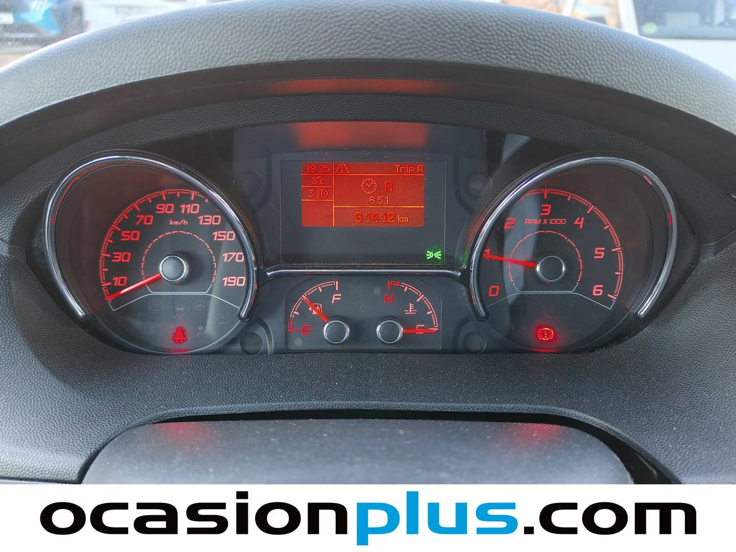 Foto Peugeot Boxer Peugeot Boxer Furgon BlueHDi 140 S&S 335 L3H2 (140 CV)