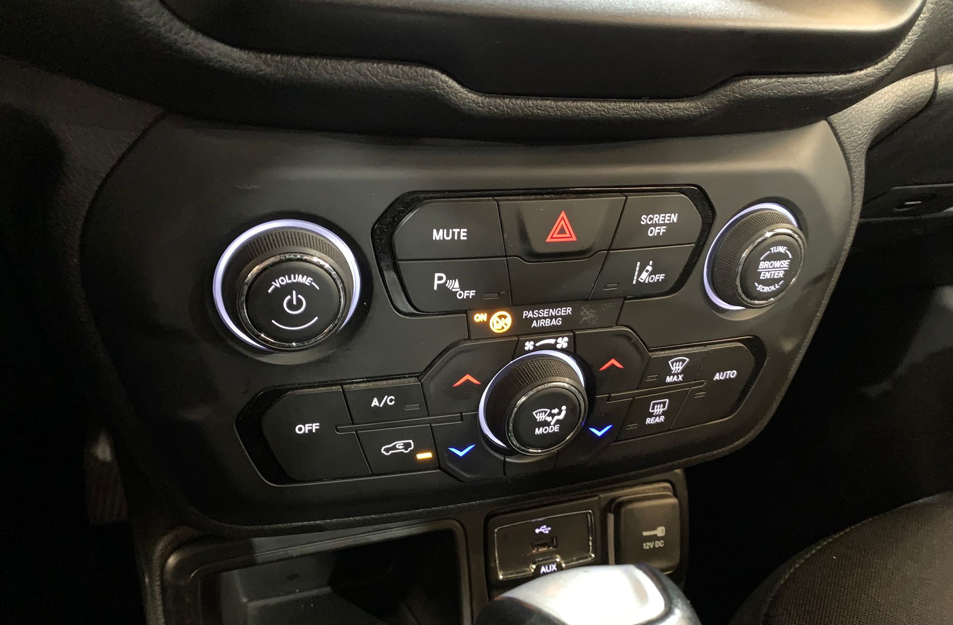 Jeep Renegade eHybrid 1.5 Limited ATX - foto 25