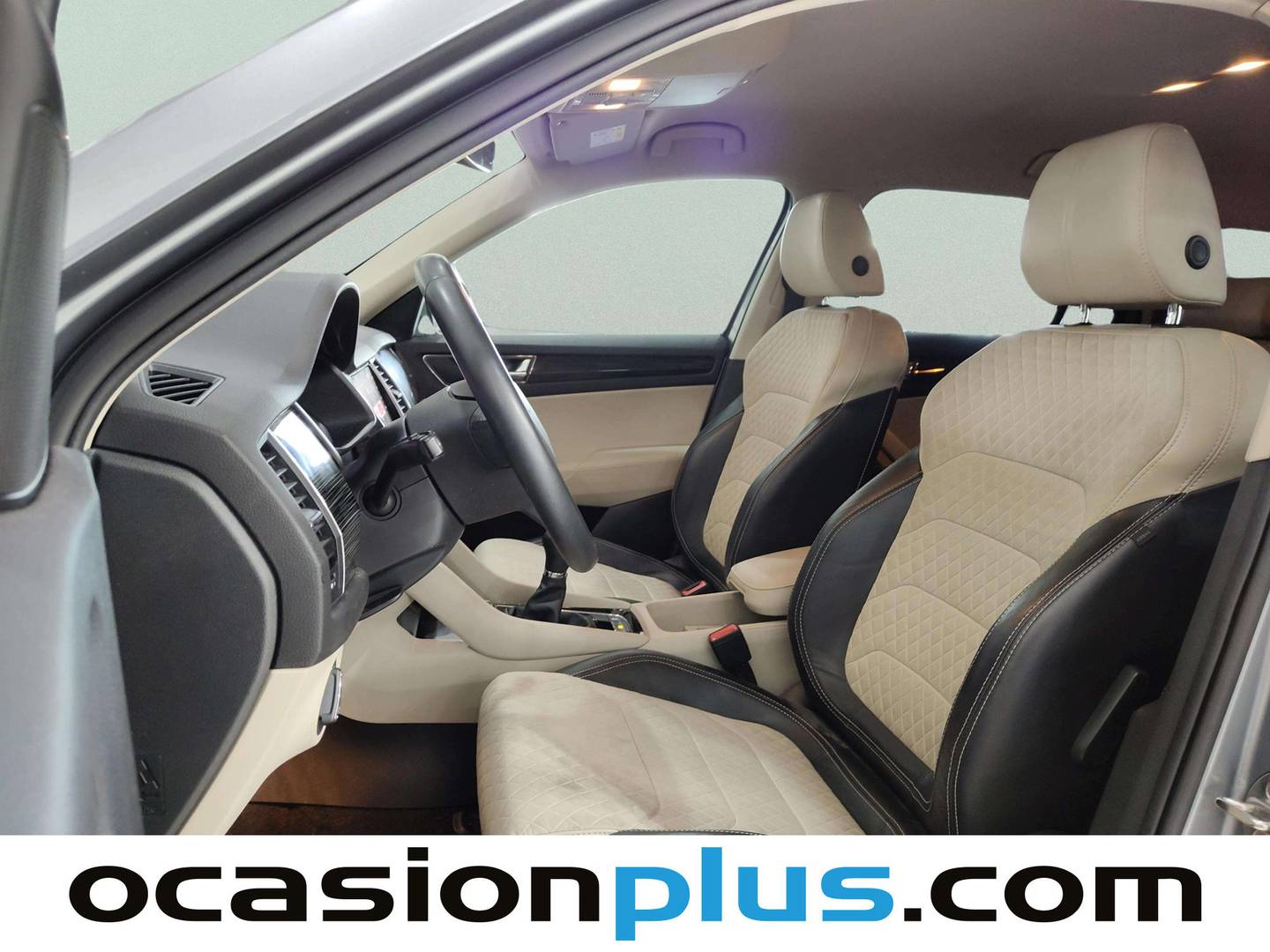 Foto asientos delanteros Skoda Kodiaq Skoda Kodiaq 1.5 TSI Ambition 4x2 (150 CV) 7 Plazas