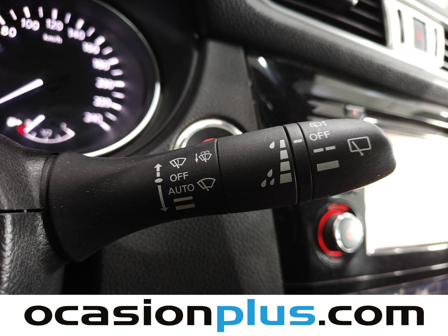 Foto Nissan QASHQAI Nissan Qashqai DIG-T 115 N-Connecta 4x2 (115 CV)