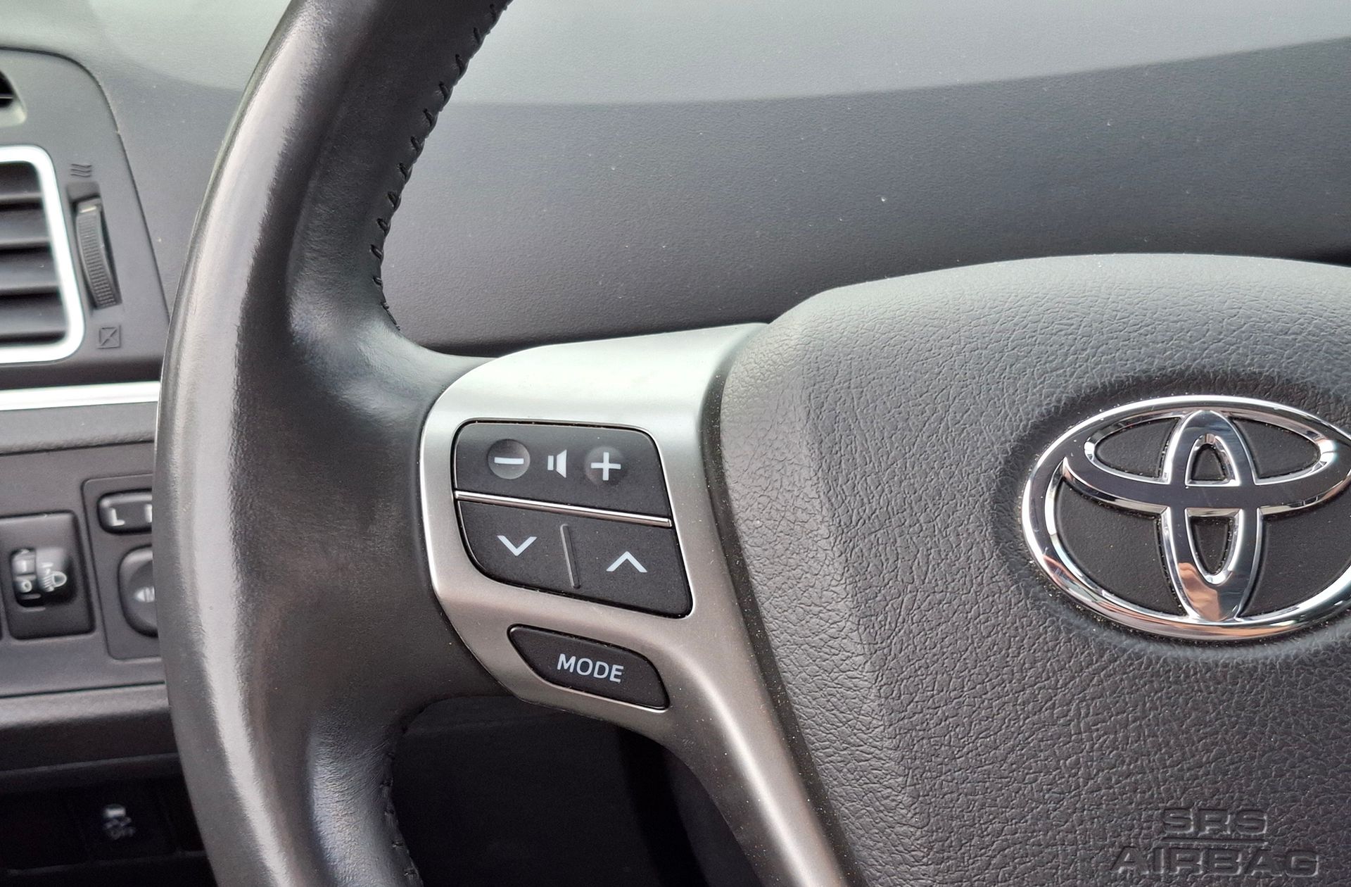 Toyota Verso 130 Advance - foto 22