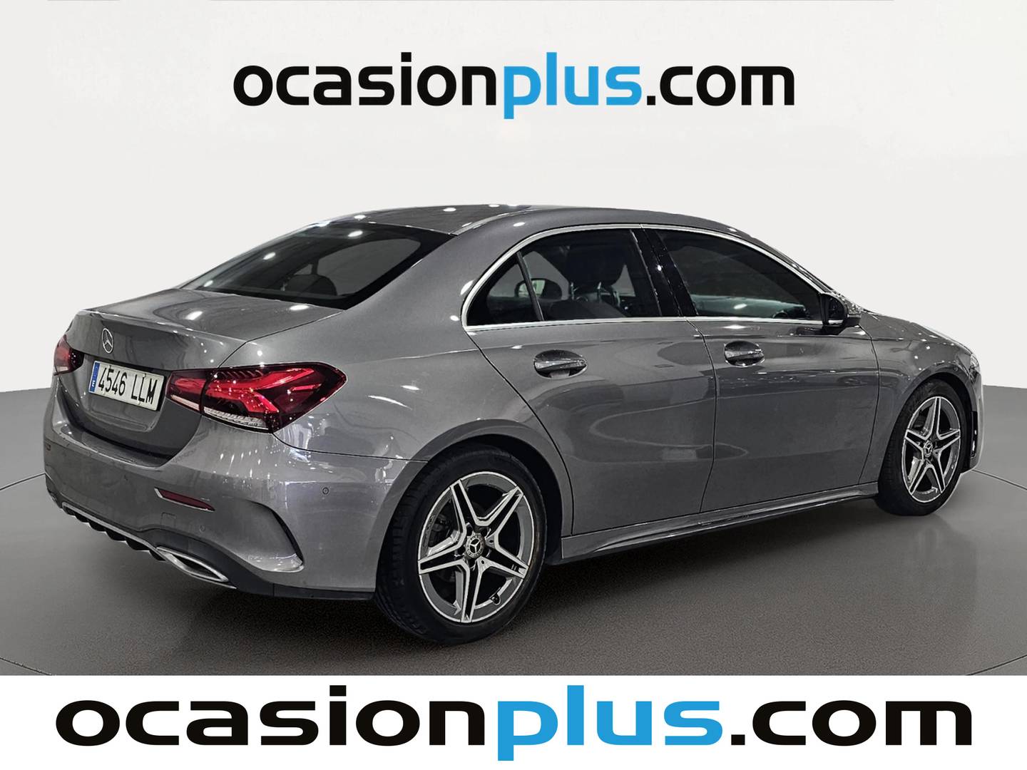 Foto trasera Mercedes Clase A Mercedes Clase A 180 d (116 CV) PACK AMG derecha