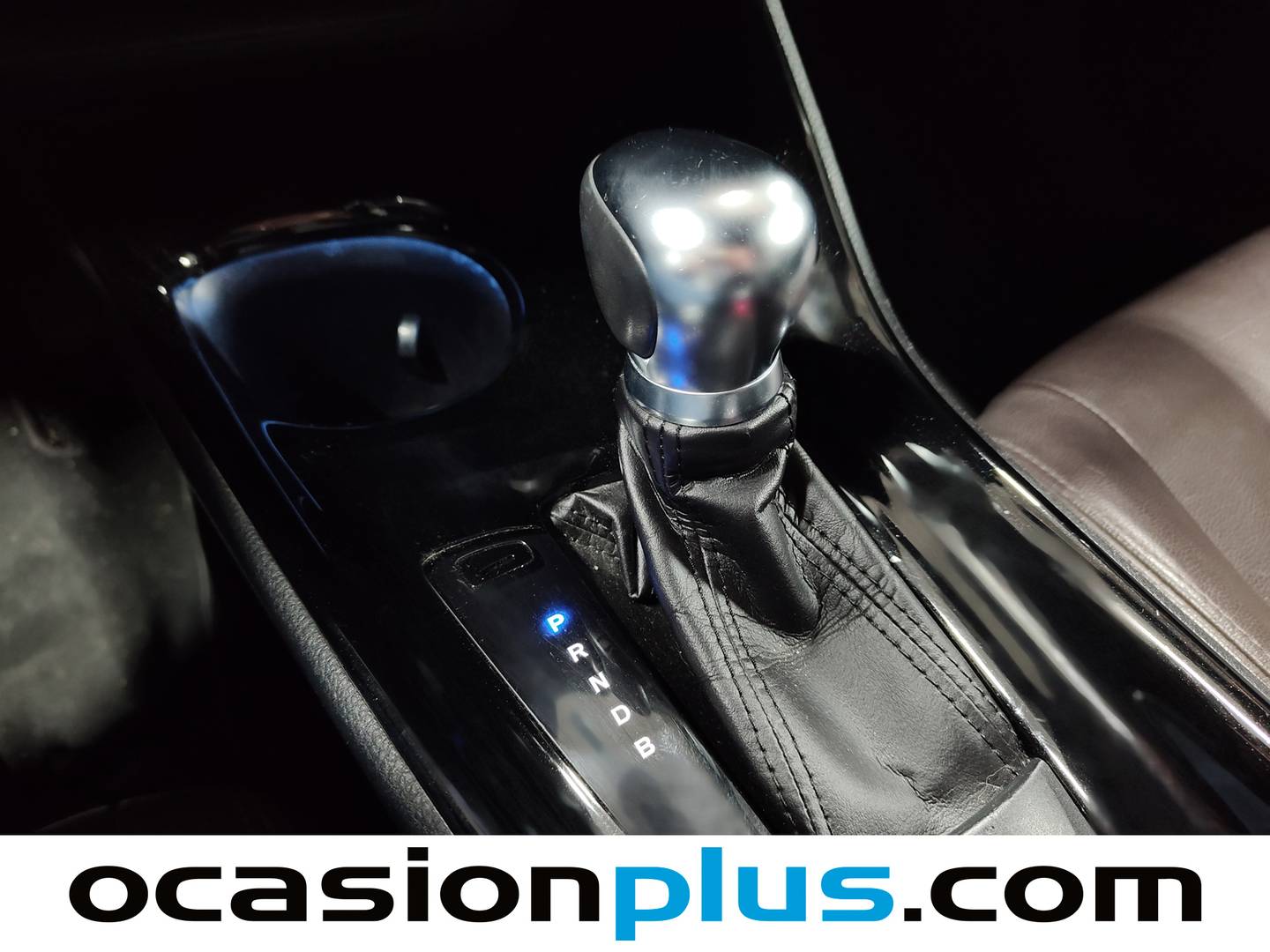 Foto Toyota C-HR Toyota C-HR 1.8 125H Style Plus (122 CV)