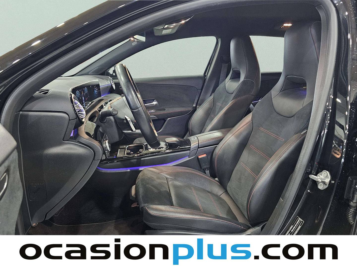 Foto asientos delanteros Mercedes Clase A Mercedes Clase A 200 d (150 CV) Pack AMG