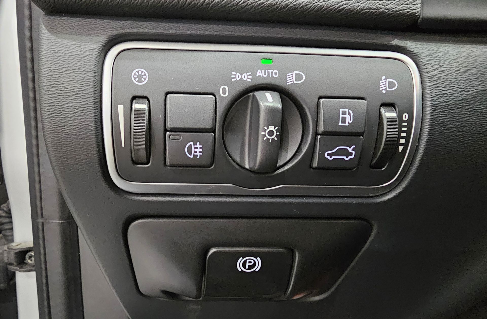 Volvo V60 D2 Momentum - foto 11