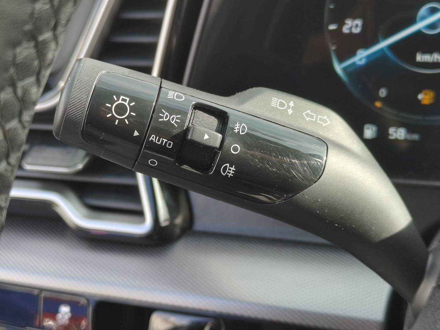 Foto KIA Sportage Kia Sportage 1.6 T-GDi MHEV Tech 4x2 (150 CV)