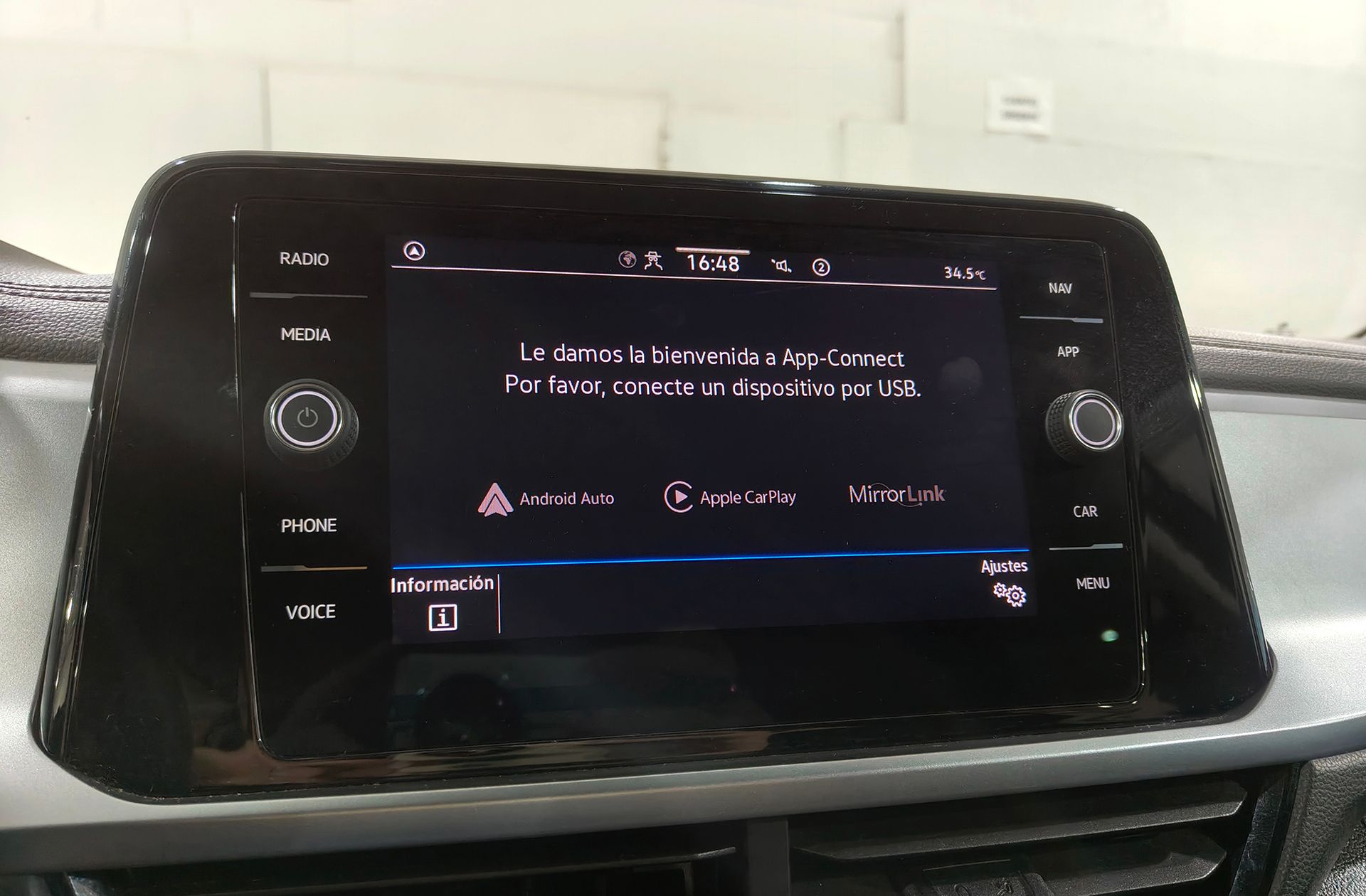 Volkswagen T-Roc Life 1.0 TSI - foto 7