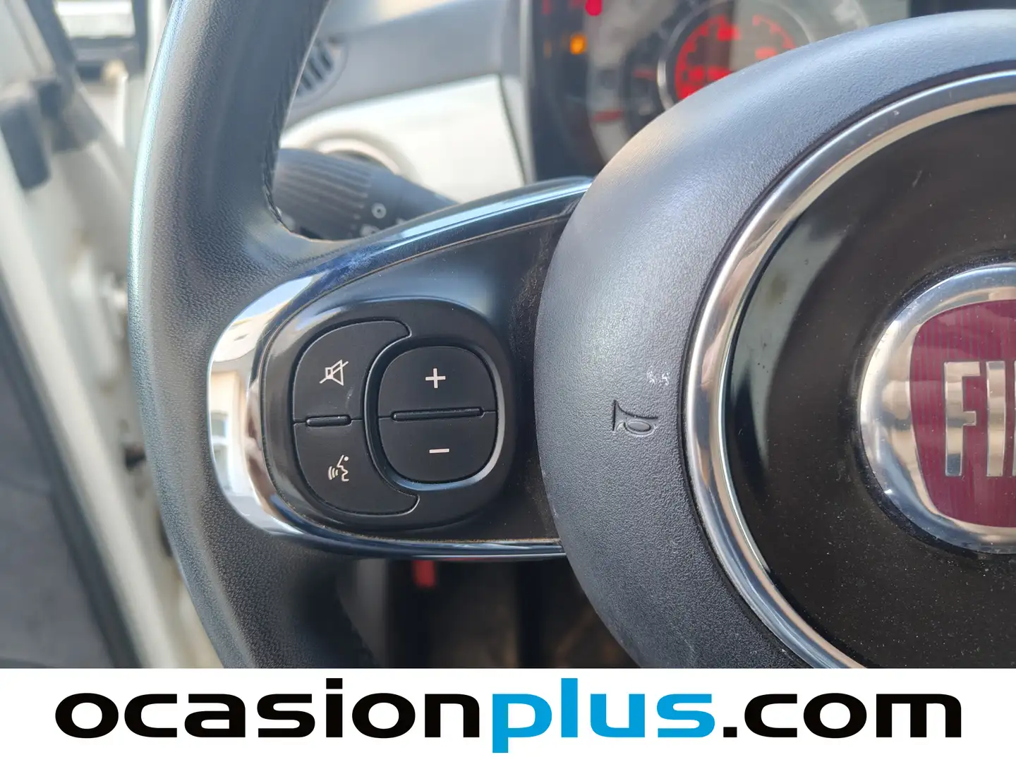 Foto Fiat 500C Fiat 500C 1.0 Hybrid Dolcevita (70 CV)