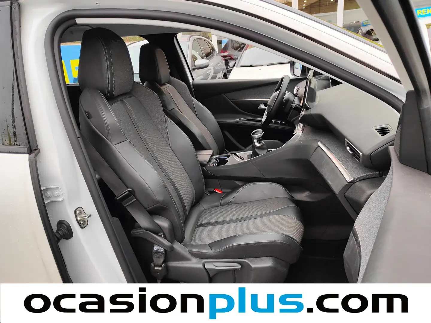 Foto Peugeot 5008 Peugeot 5008 PureTech 130 S&S Allure Pack (130 CV) 7 Plazas