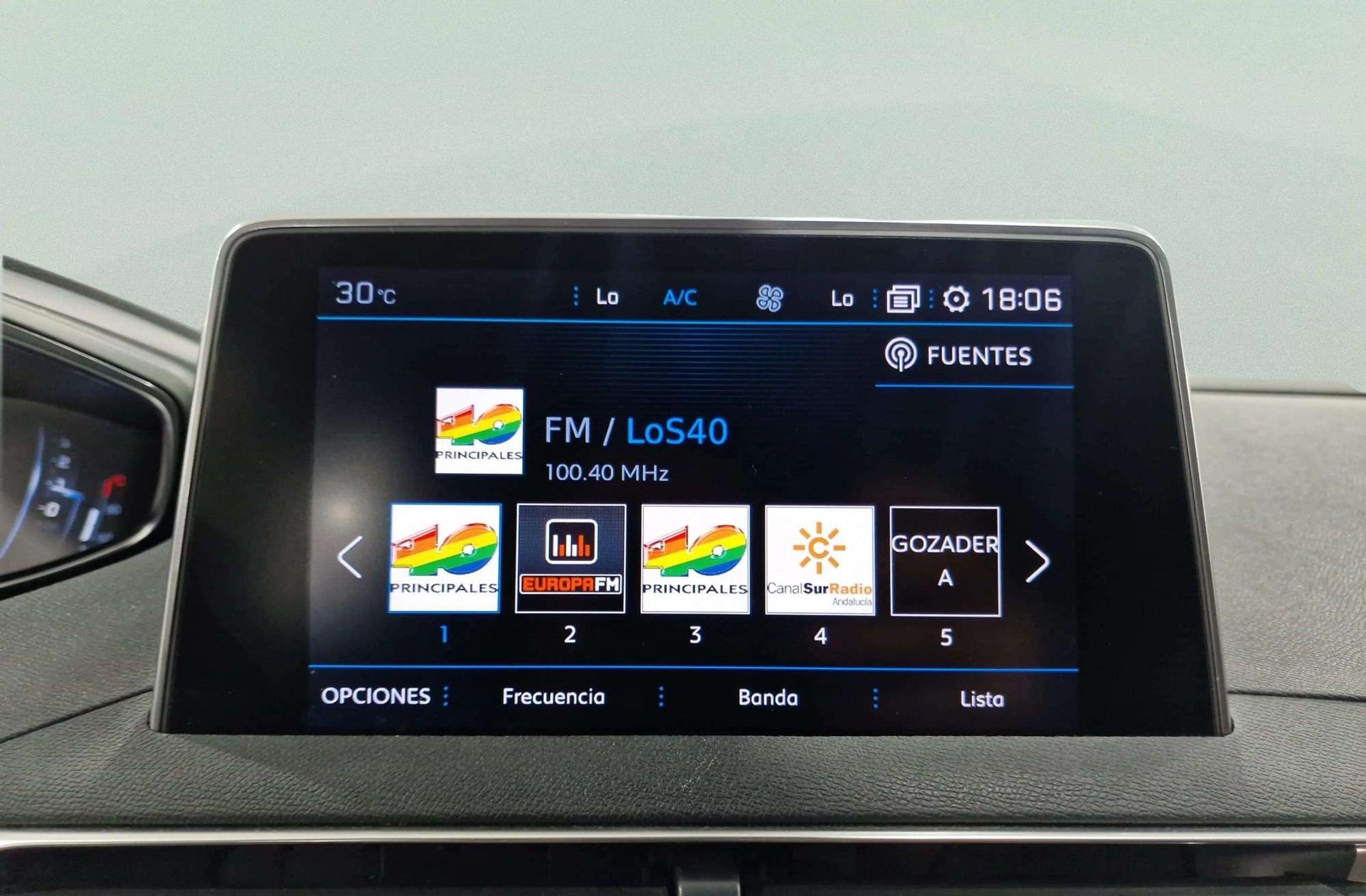 Peugeot 3008 PureTech 130 Active - foto 30