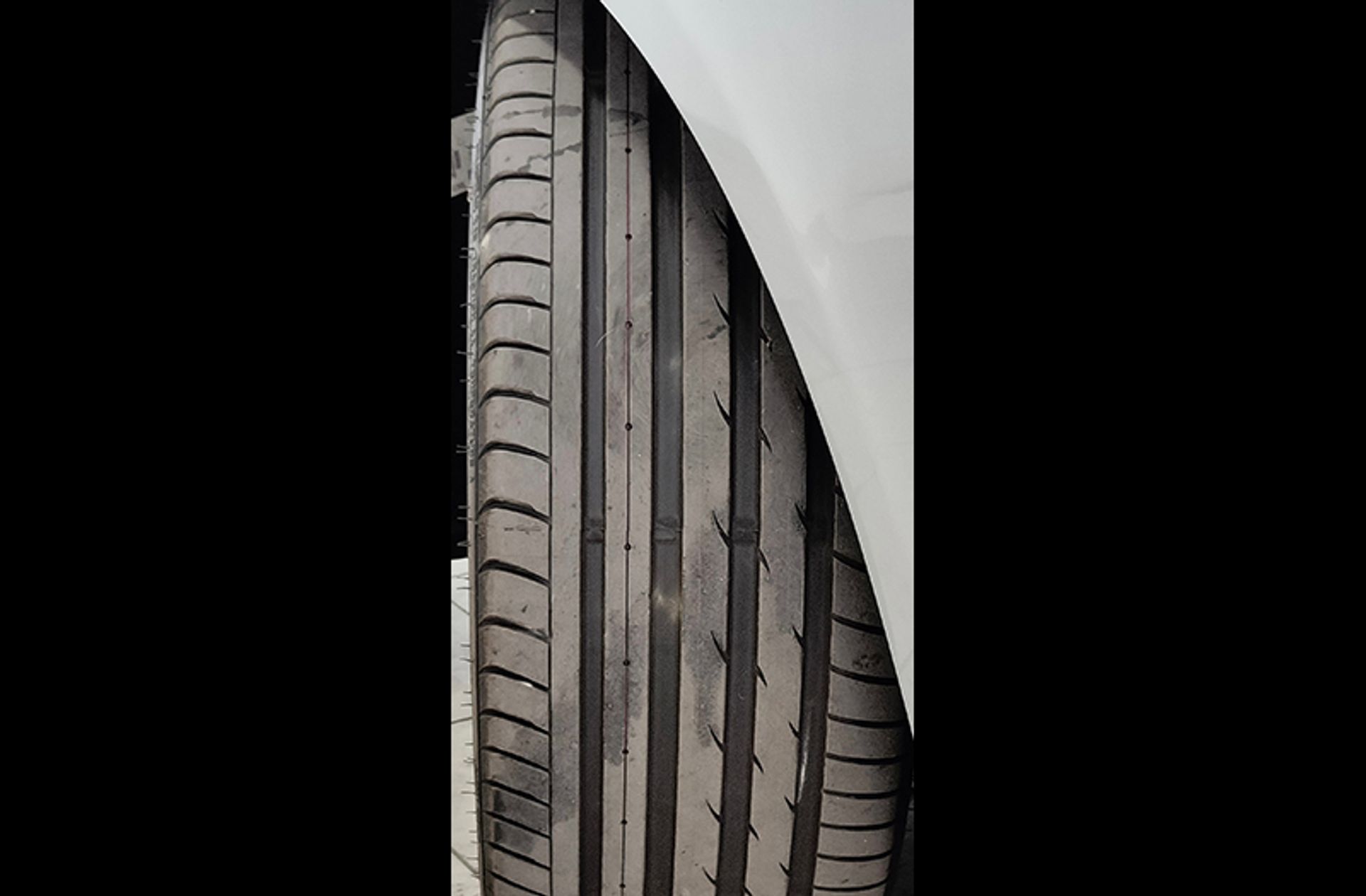 Mercedes-Benz Clase E E 300 BlueTEC Hybrid Avantgarde - foto 41