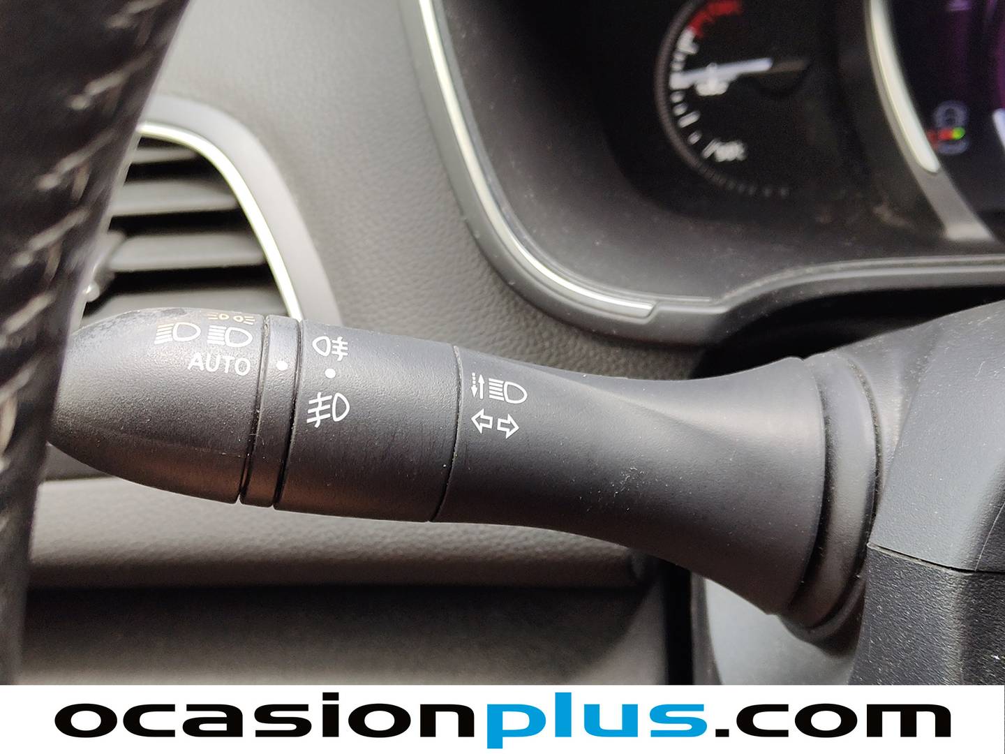 Extras y acabados del Renault Mégane Renault Megane Tech Road Energy TCe (100 CV)