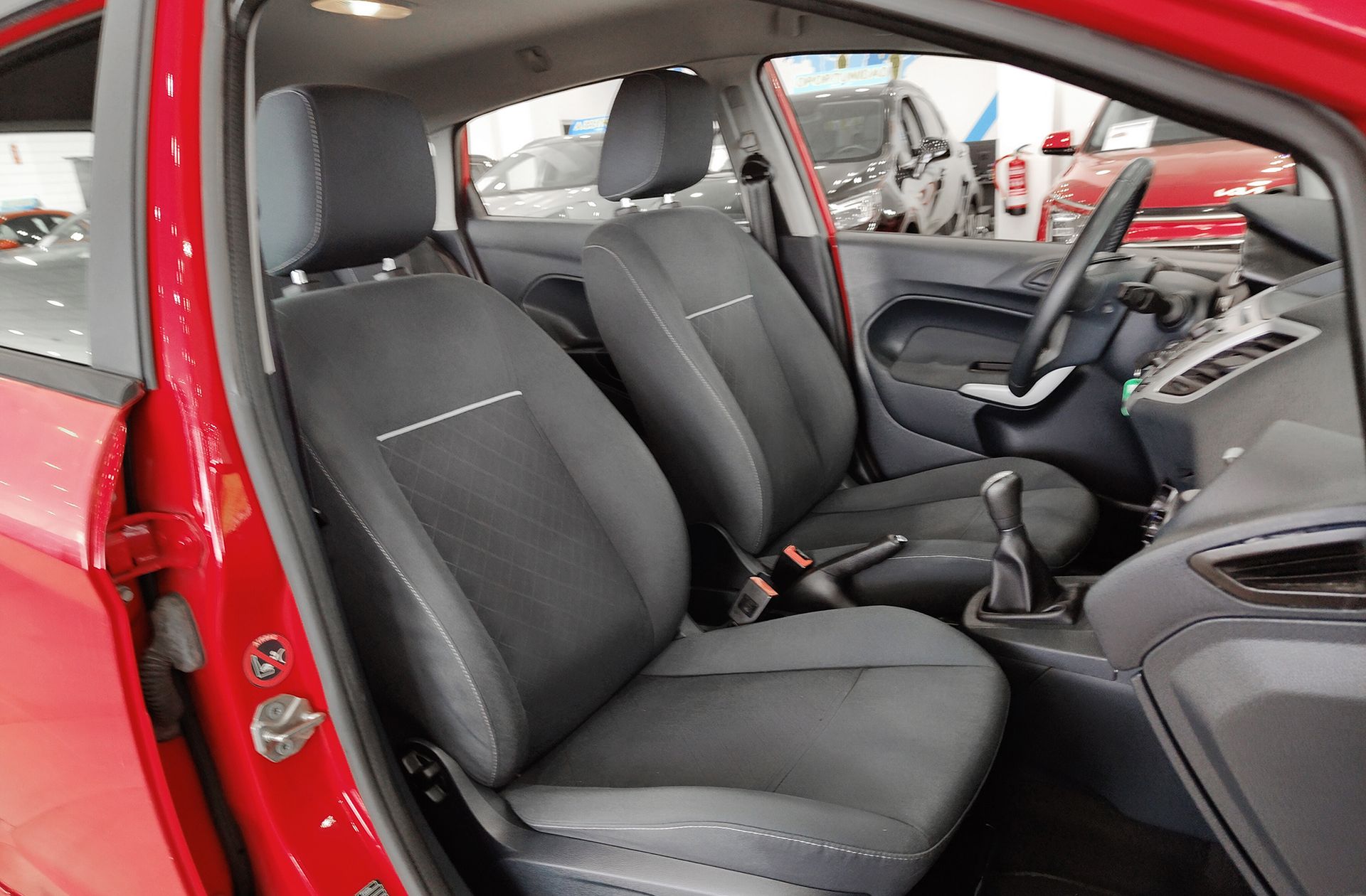 Ford Fiesta 1.4 TDCi Trend - foto 16