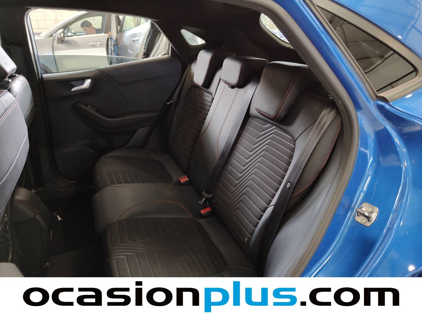 Foto Ford Puma Ford Puma 1.0 EcoBoost MHEV ST-Line X Auto (125 CV)