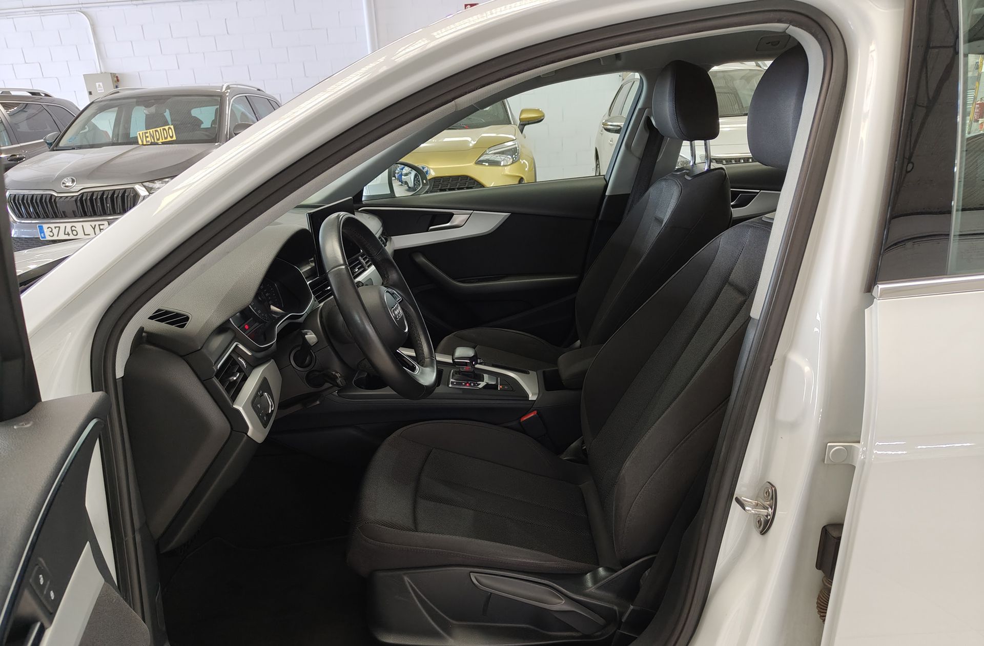 Audi A4 Avant Advanced 35 TDI S tronic - foto 9