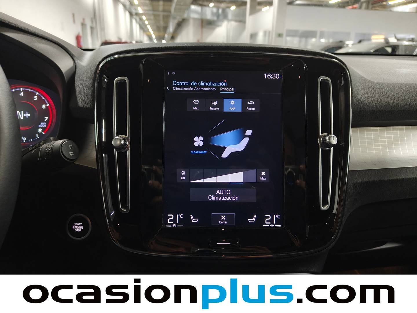Volvo XC40 Volvo XC40 T3 Business Plus (163 CV) gasolina