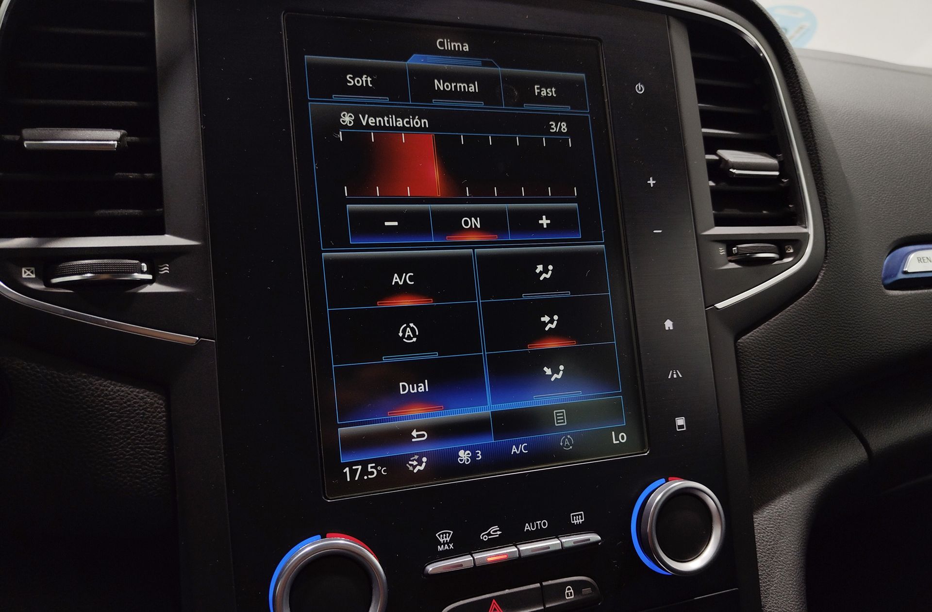 Renault Mégane GT Energy TCe EDC - foto 40
