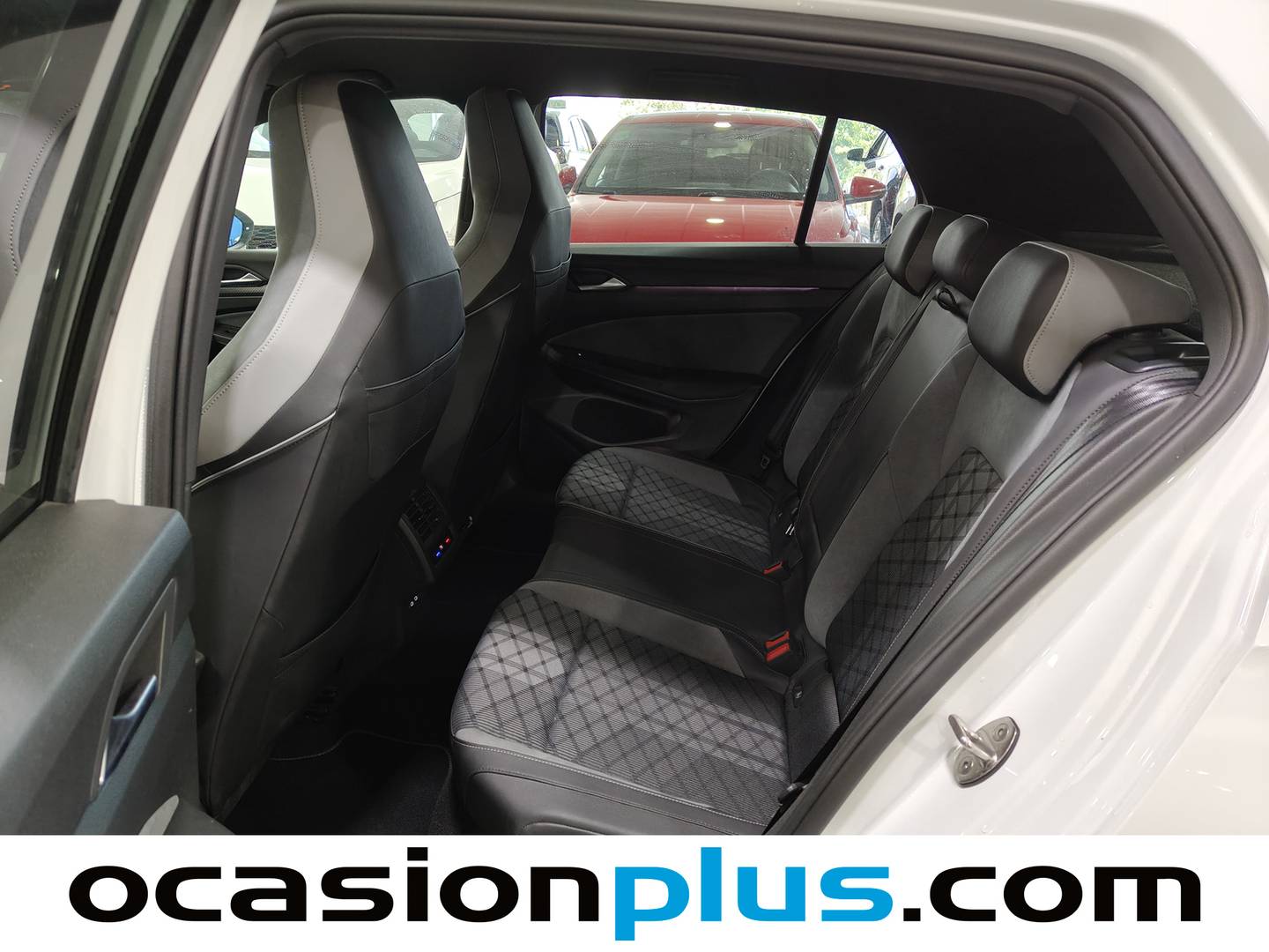 Foto asientos traseros Volkswagen Golf Volkswagen Golf R-Line 1.5 eTSI (150 CV) DSG