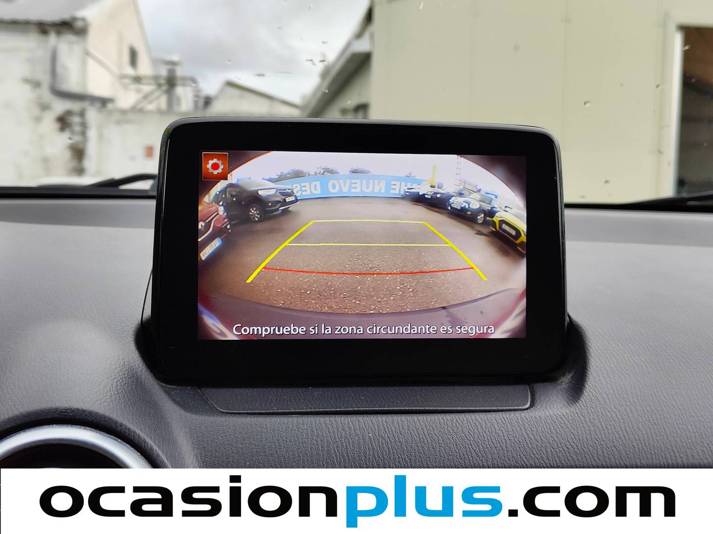 Foto Mazda CX-3 Mazda CX-3 2.0 G Zenith White 2WD AT (121 CV)