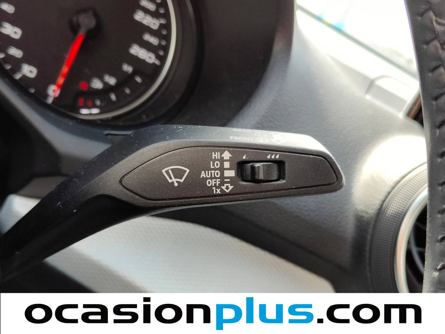 Acabados Audi Q2 Audi Q2 Design 30 TDI (116 CV) S Tronic