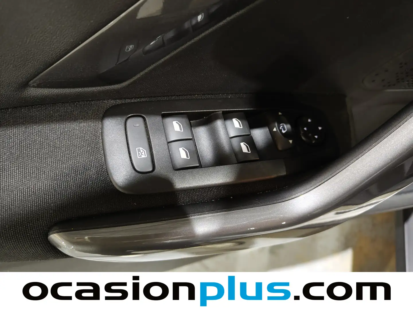 Foto Peugeot 2008 Peugeot 2008 BlueHDi 100 S&S Style (100 CV)