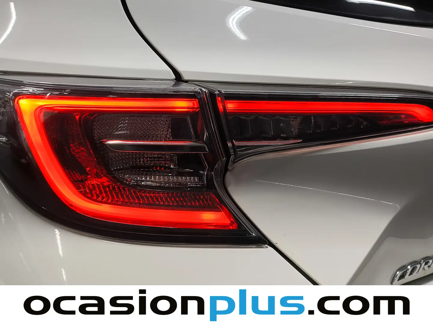 Foto Toyota Corolla Toyota Corolla 1.8 125 Híbrido Active Tech E-CVT (122 CV)