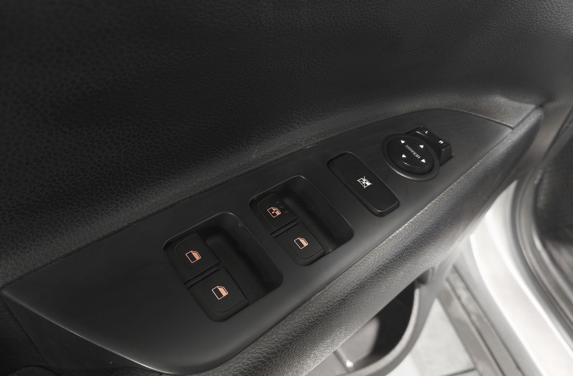 Kia Stonic 1.0 T-GDi Drive - foto 27
