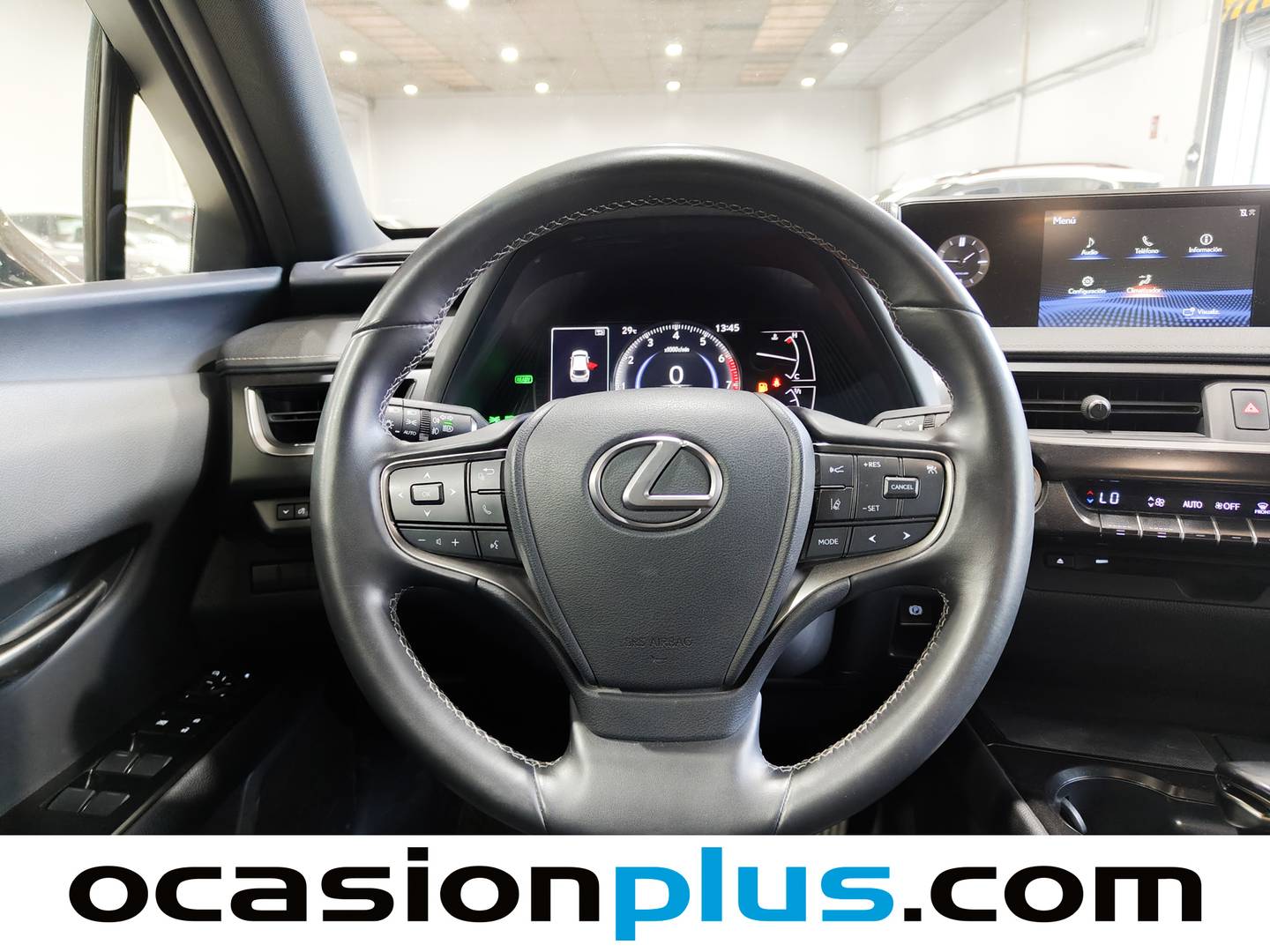 Foto Lexus UX Lexus UX 250h Business 2WD (184 CV)