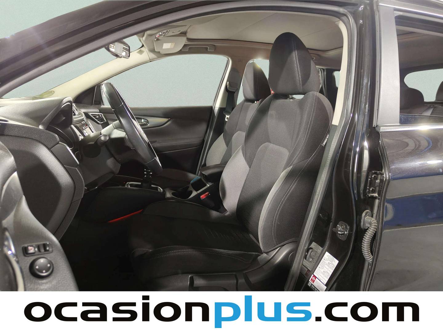 Foto asientos delanteros Nissan QASHQAI Nissan Qashqai DIG-T 115 N-Connecta (115 CV)